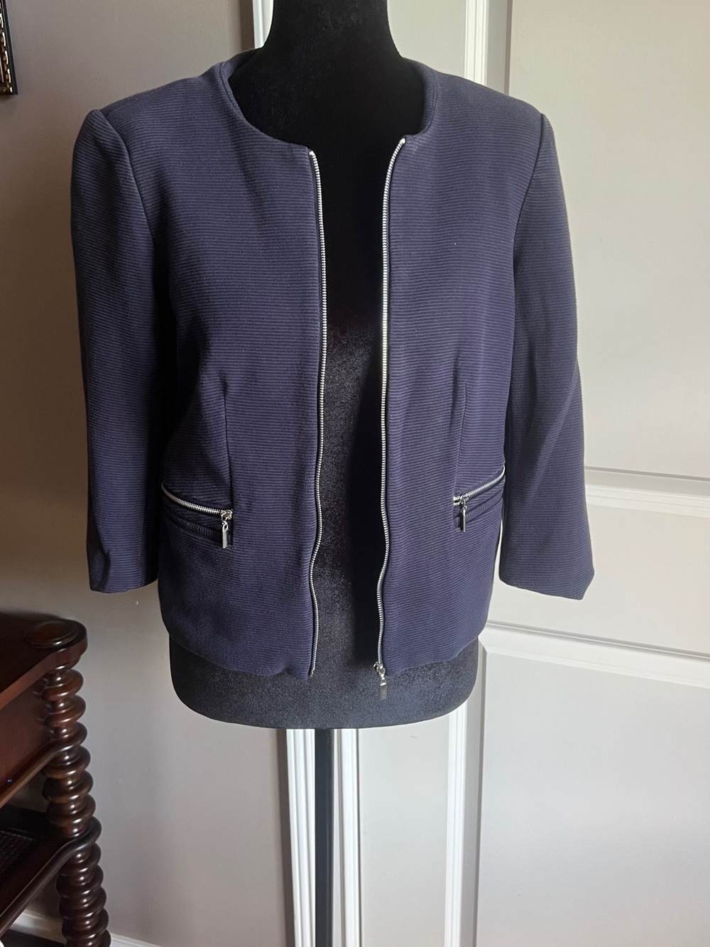 Roz & Ali Navy Zip-Front Cropped Blazer